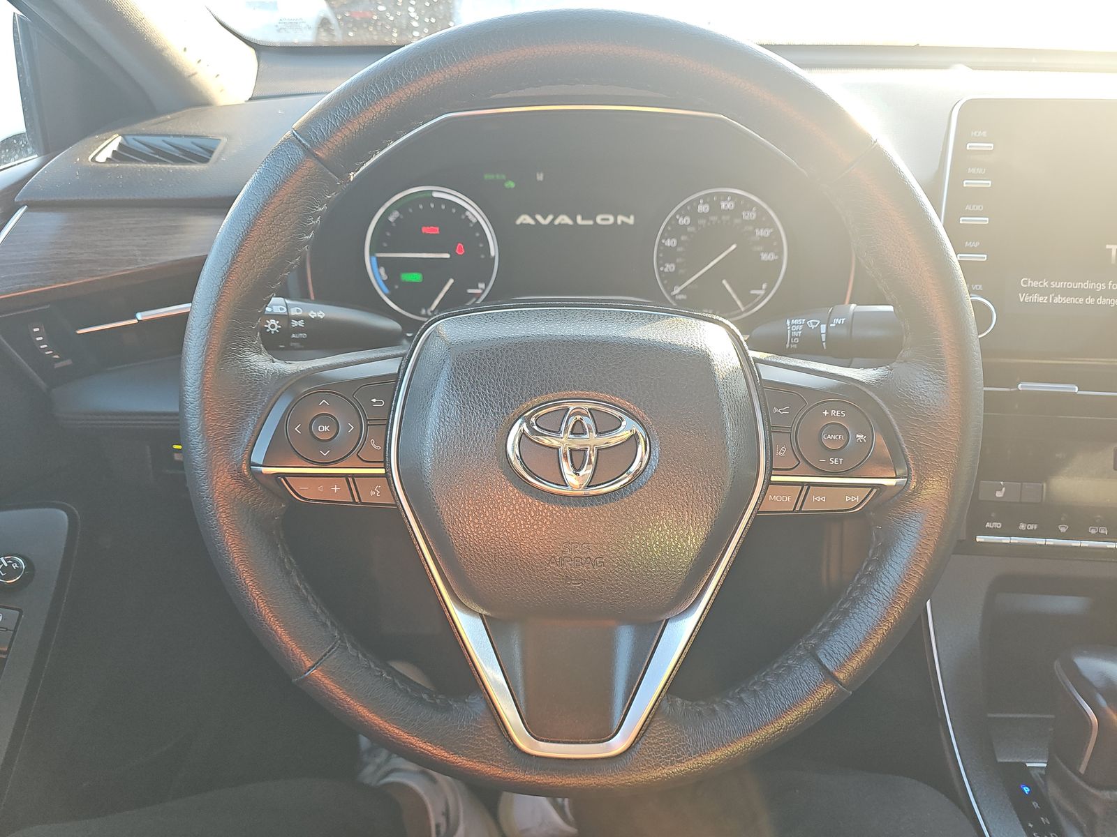 2022 Toyota Avalon Hybrid XLE FWD