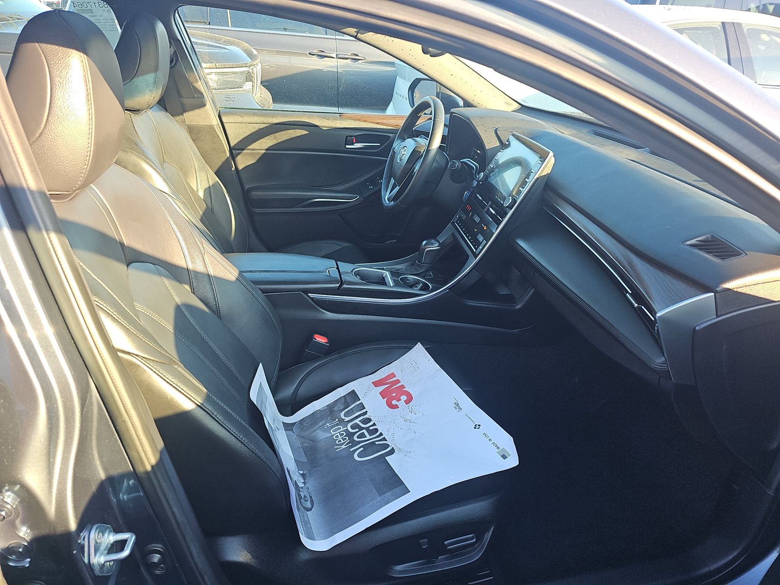 2022 Toyota Avalon Hybrid XLE FWD