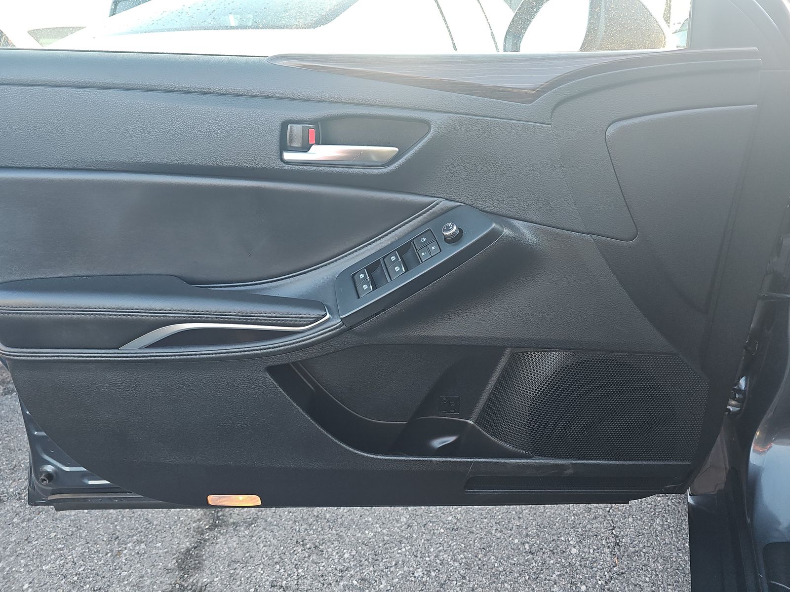 2022 Toyota Avalon Hybrid XLE FWD