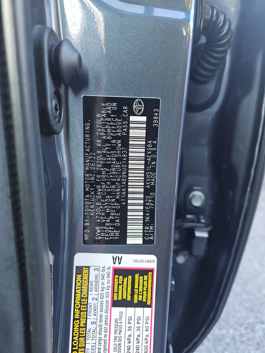 2022 Toyota Avalon Hybrid XLE FWD