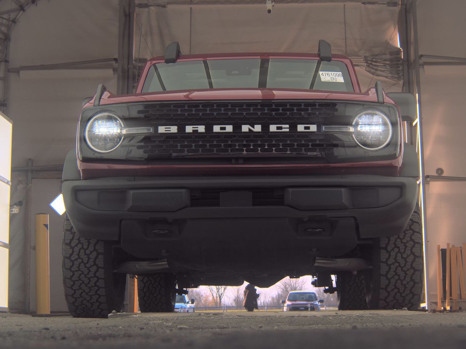 FORD BRONCO - 4