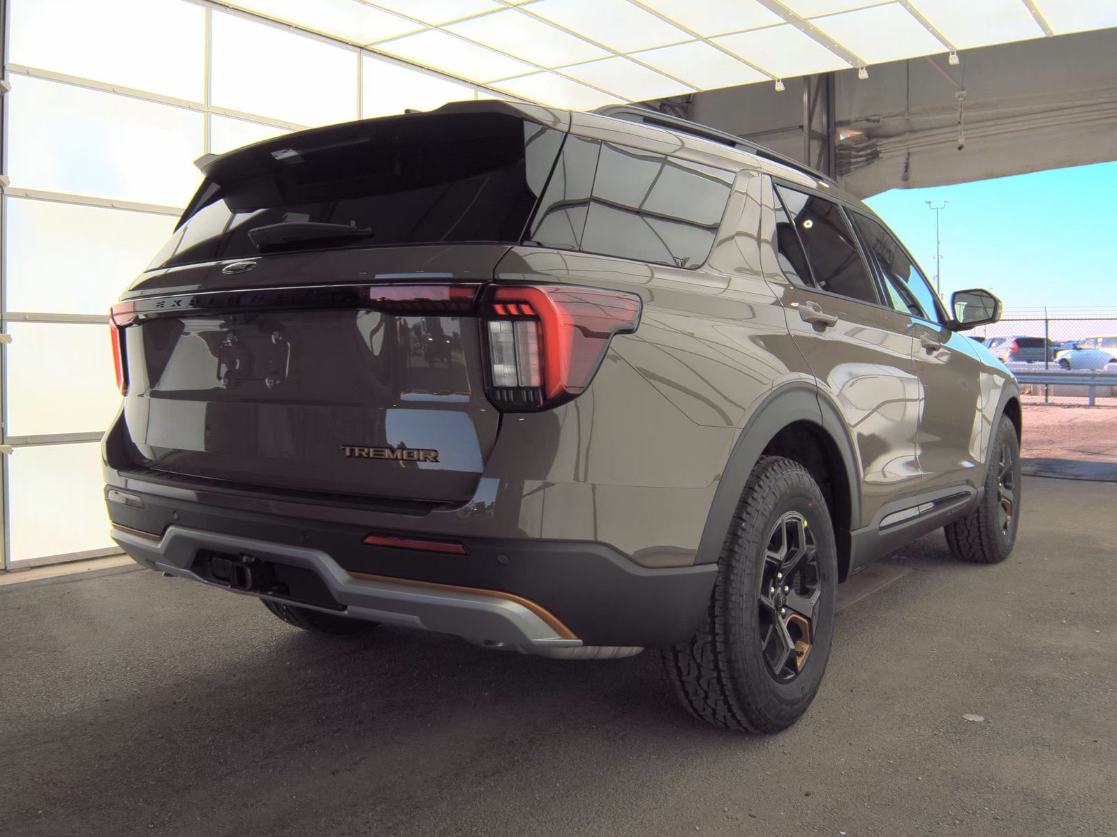 FORD EXPLORER - 6