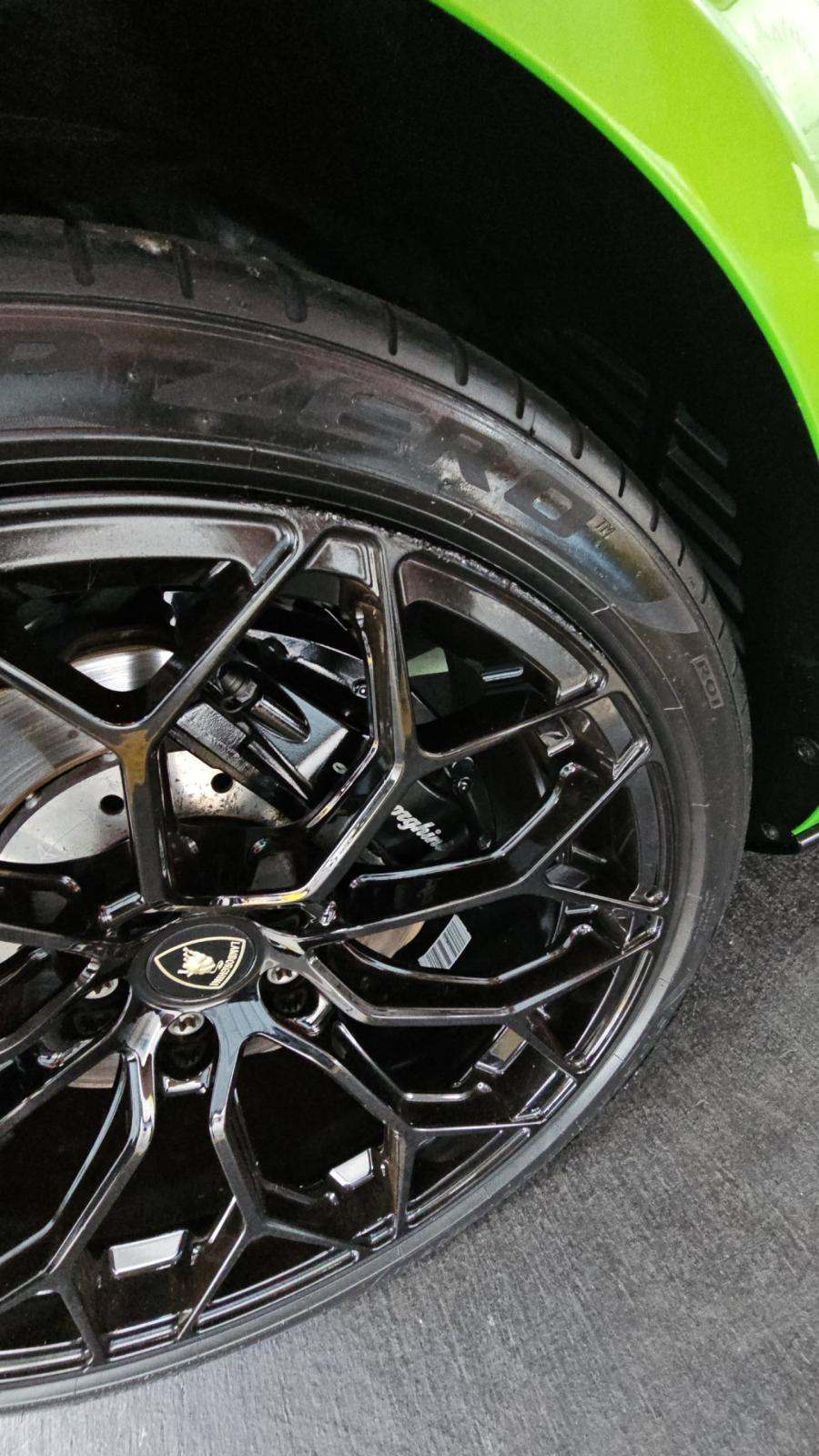 2021 Lamborghini Huracan EVO RWD