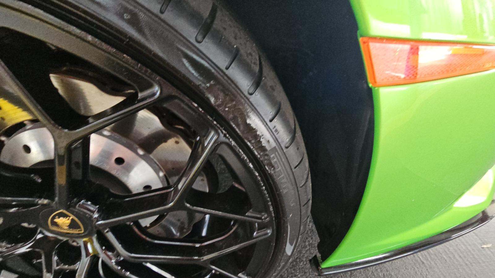 2021 Lamborghini Huracan EVO RWD