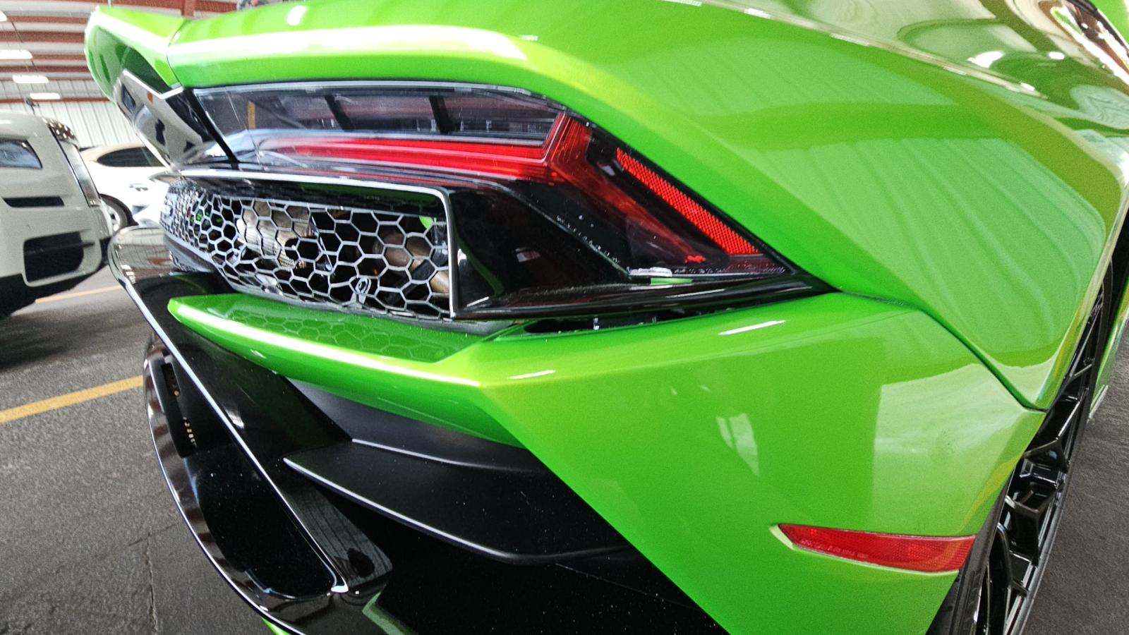 2021 Lamborghini Huracan EVO RWD
