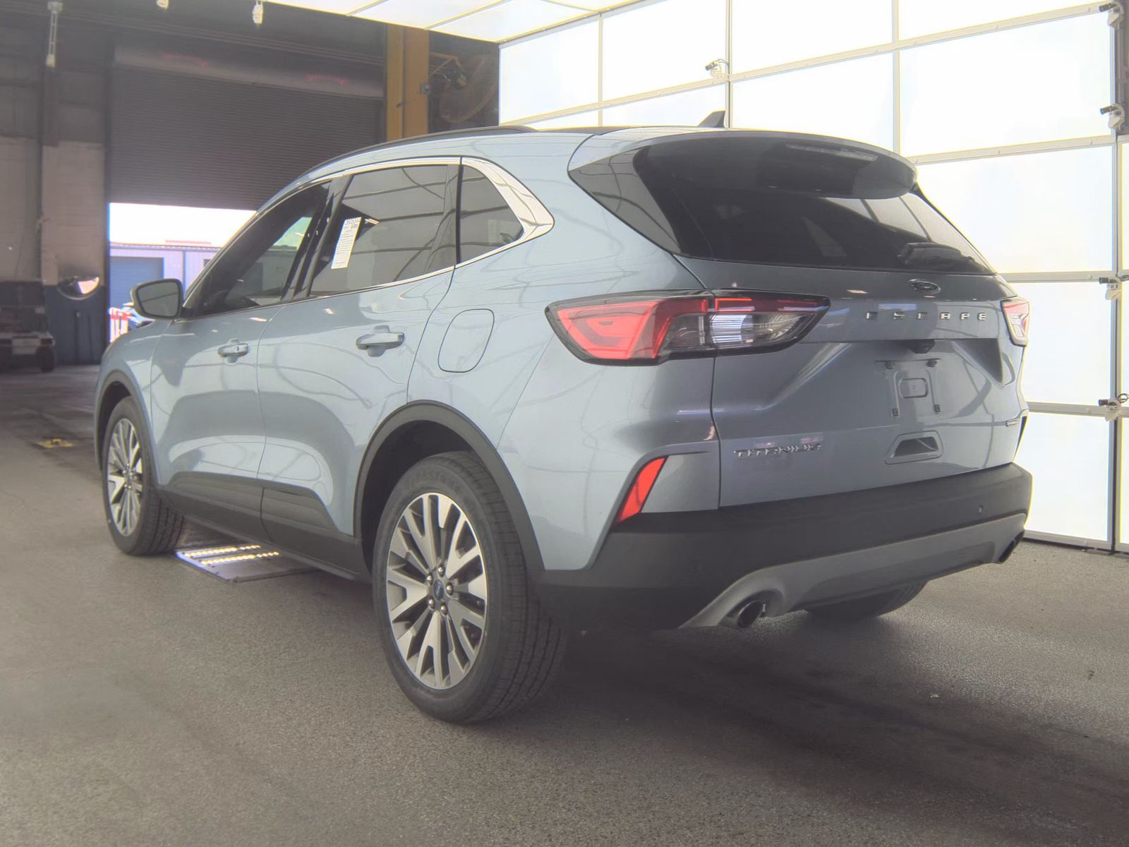 2022 Ford Escape Hybrid Titanium AWD