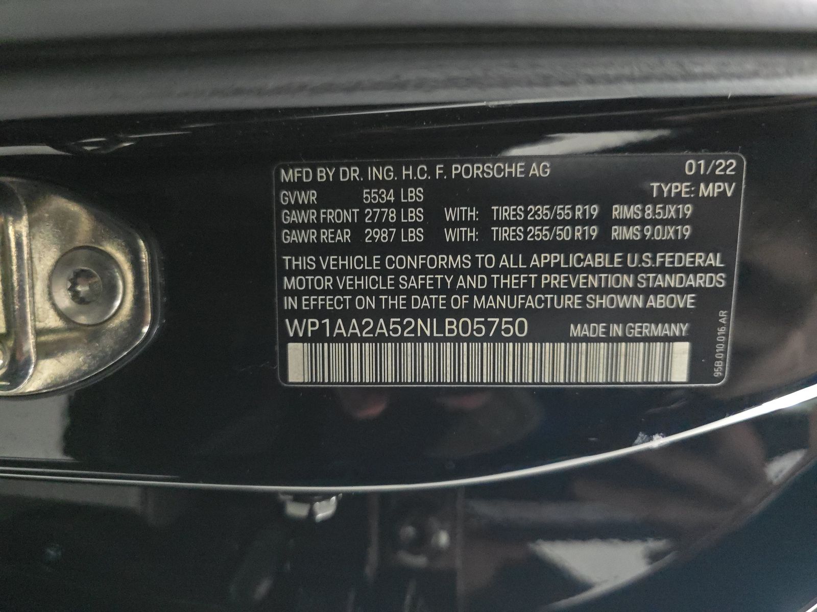 2022 Porsche Macan Base AWD