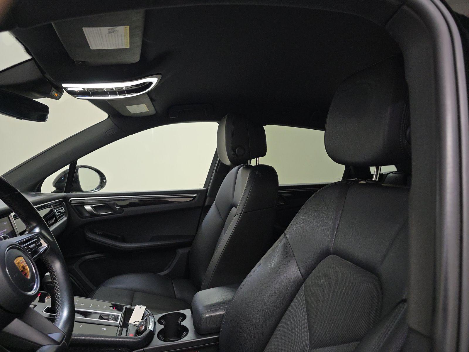 2022 Porsche Macan Base AWD