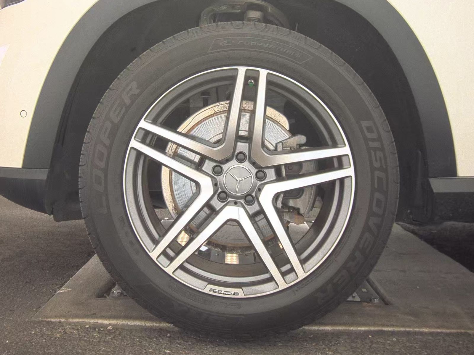 MERCEDES-BENZ GLE-CLASS - 10