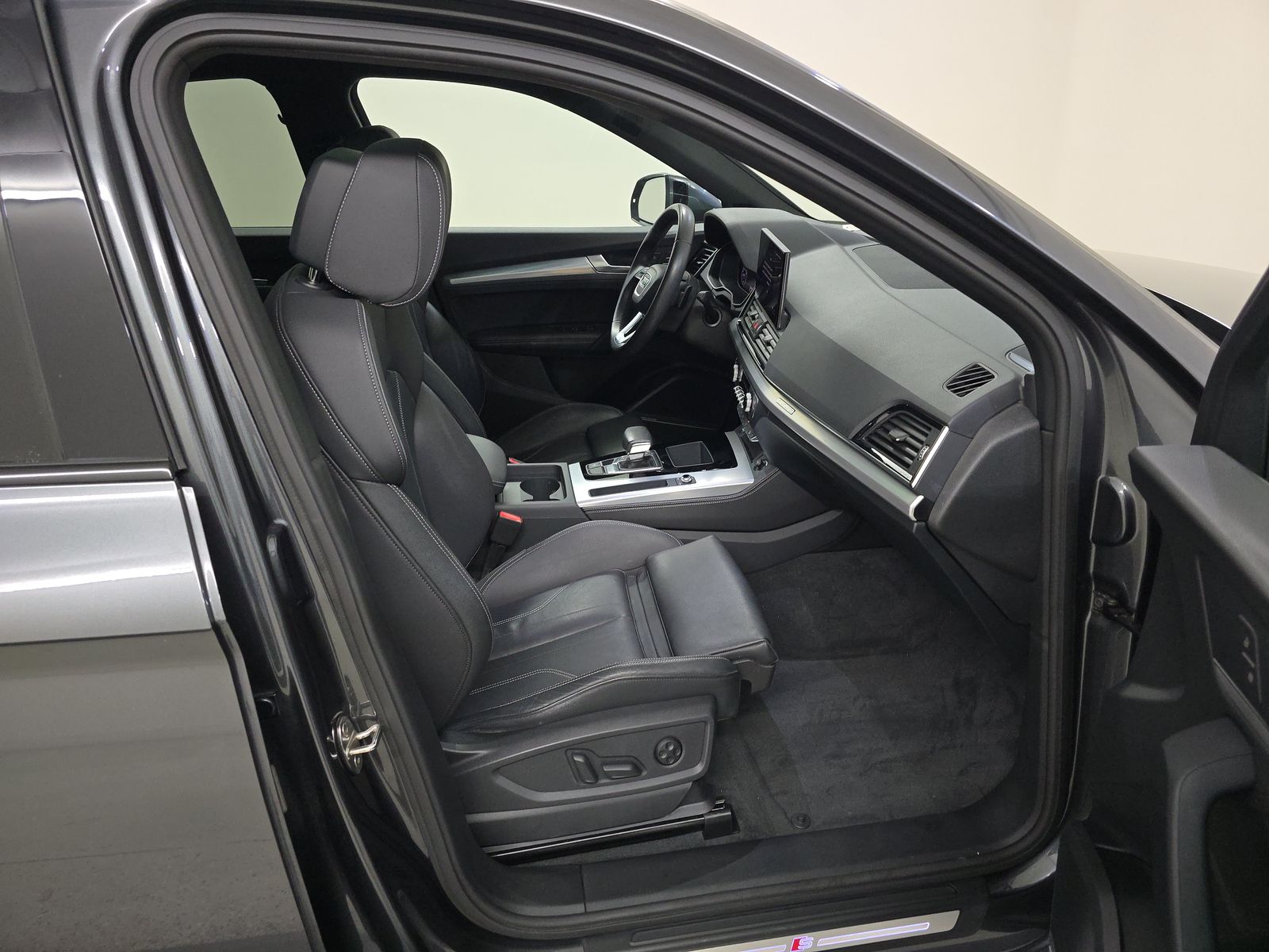 2023 Audi Q5 S line Premium Plus AWD