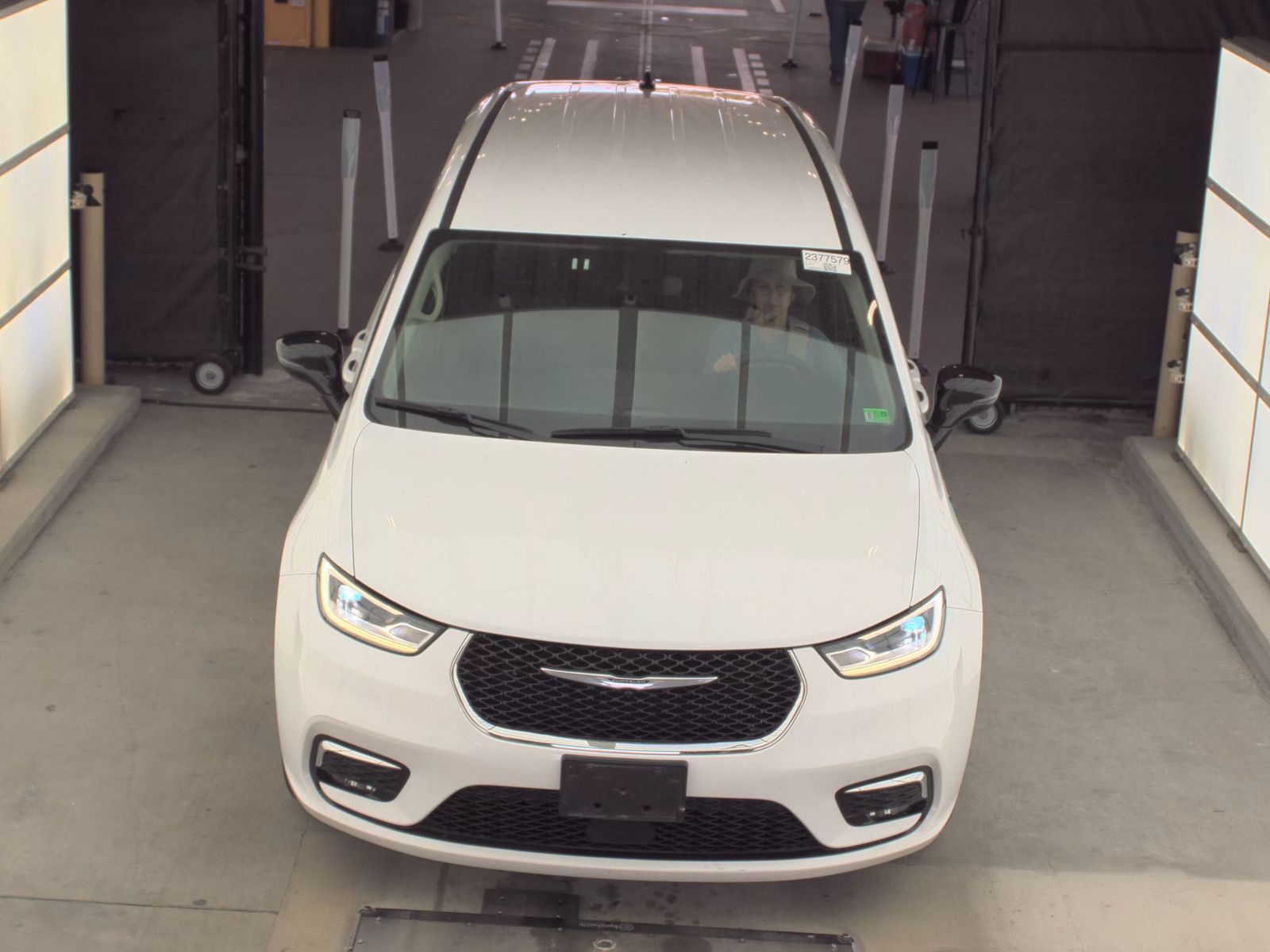 2024 Chrysler Pacifica Hybrid Select FWD
