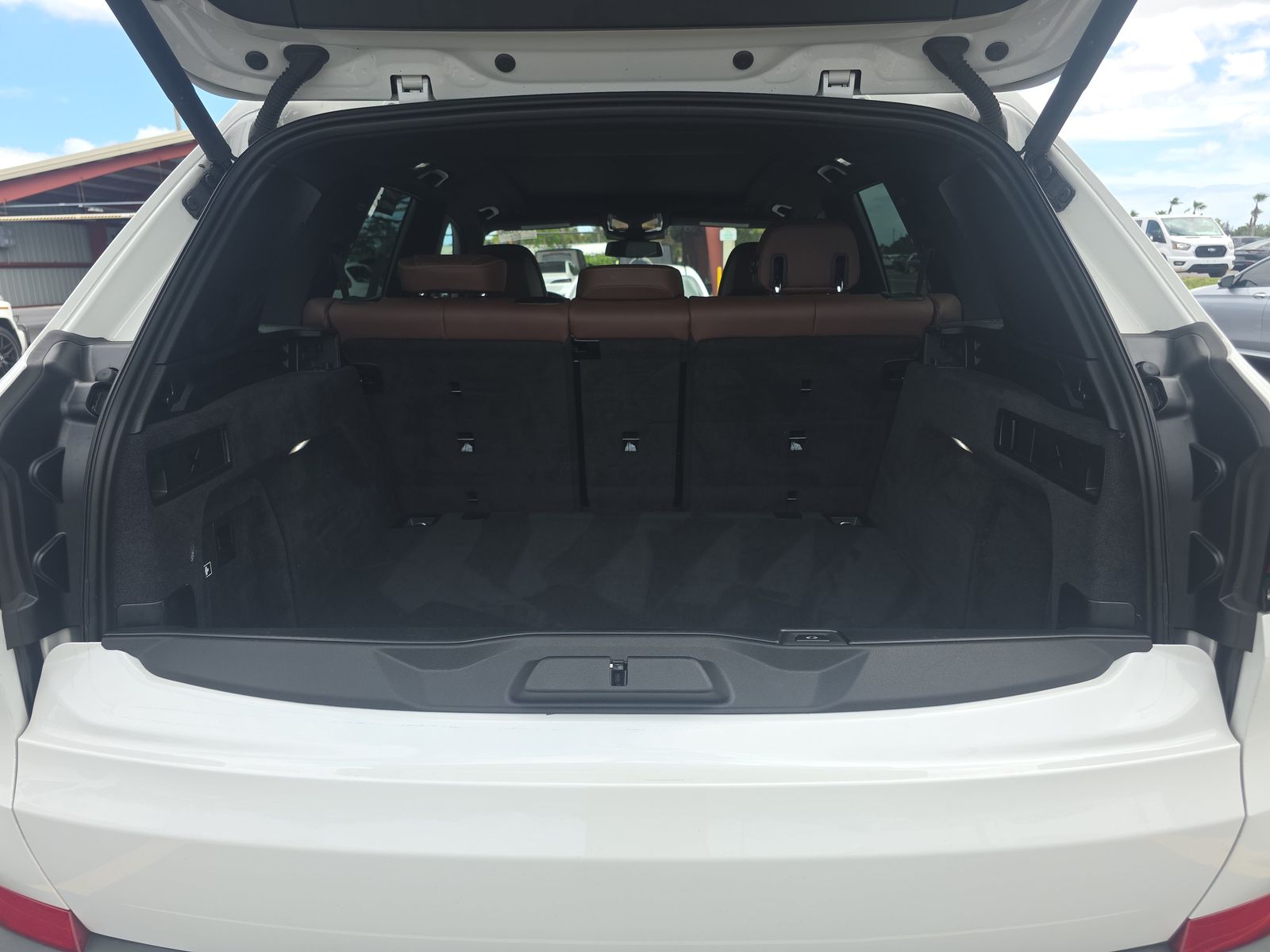 2025 BMW X5 xDrive40i AWD