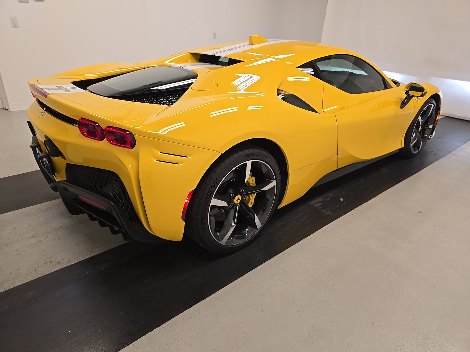 2023 Ferrari SF90 Stradale Base AWD