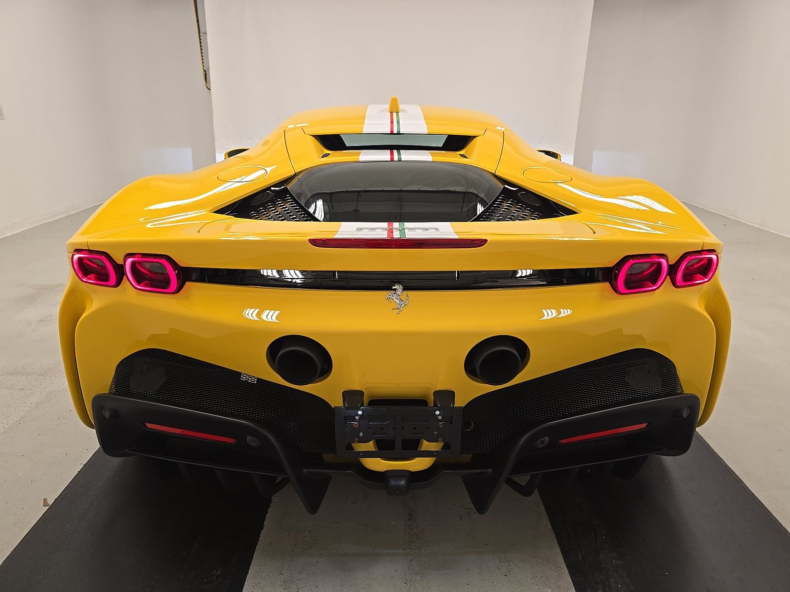 2023 Ferrari SF90 Stradale Base AWD