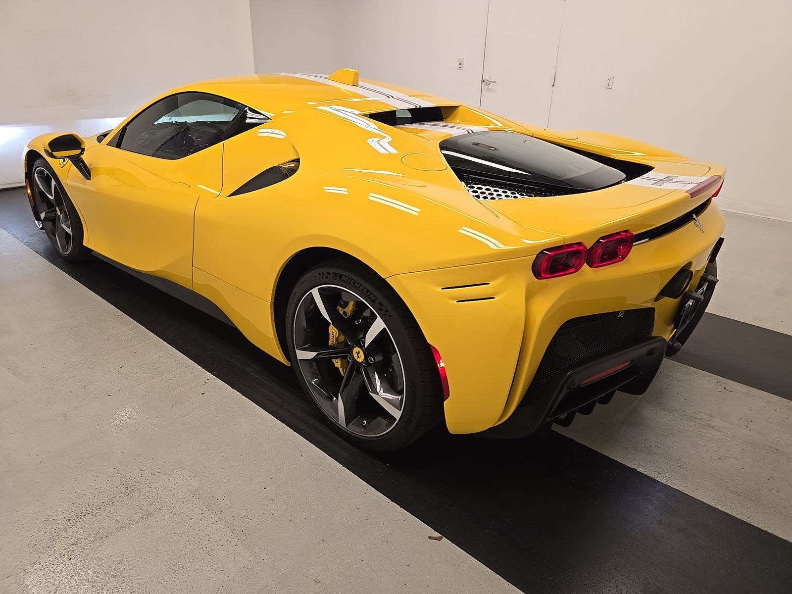 2023 Ferrari SF90 Stradale Base AWD