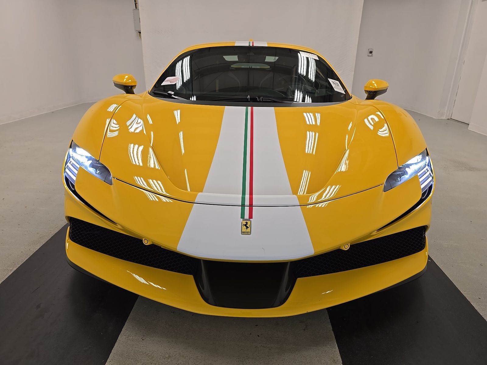 2023 Ferrari SF90 Stradale Base AWD