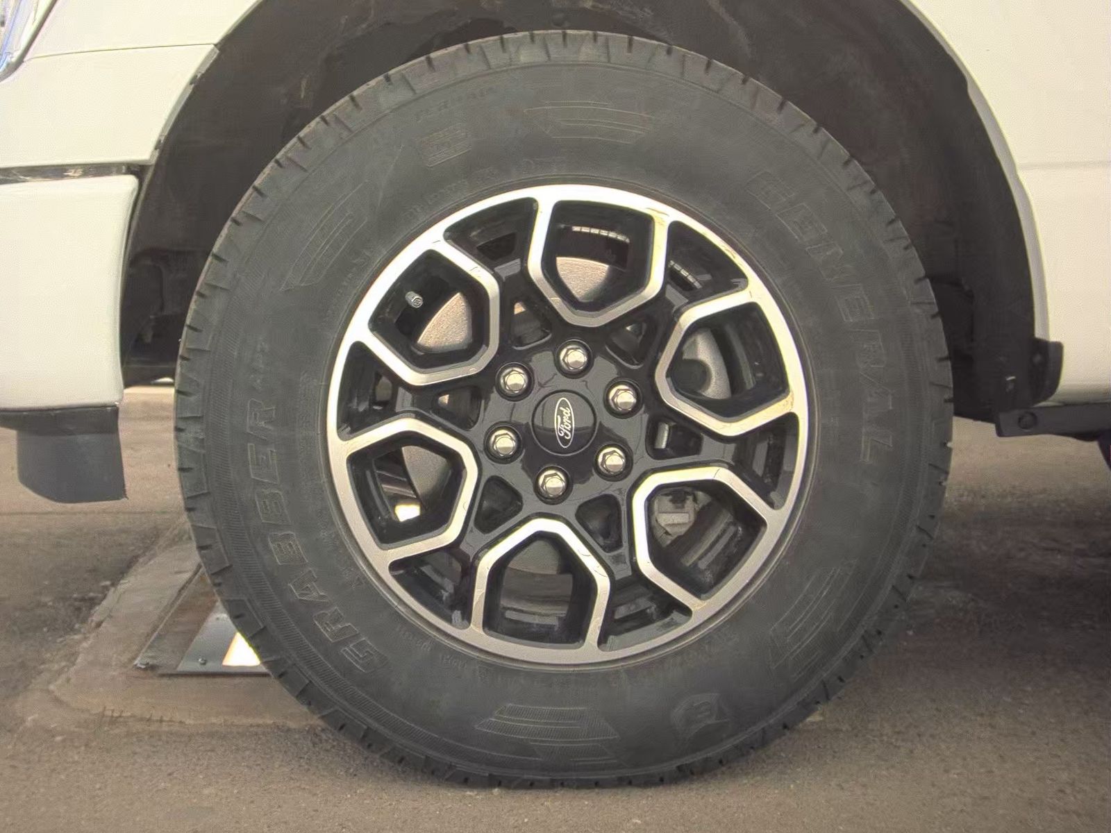 FORD F-150 - 10