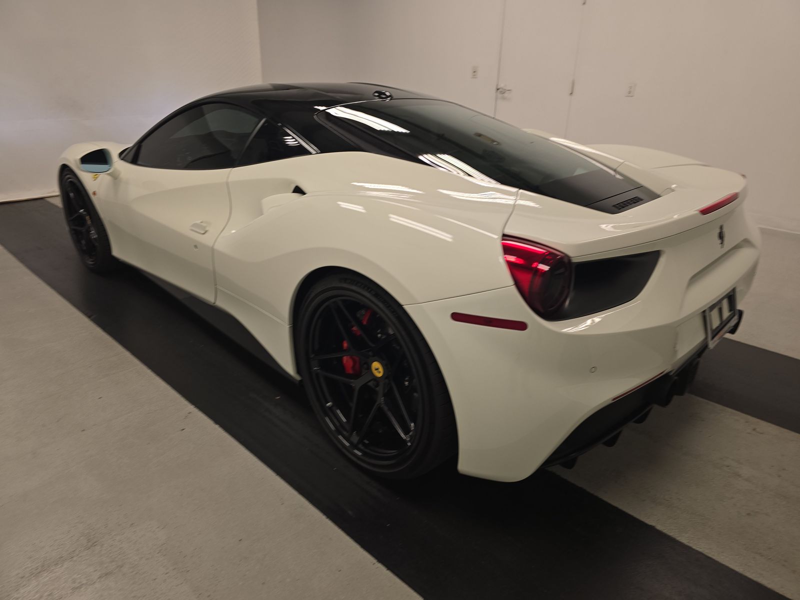 2016 Ferrari 488 GTB RWD