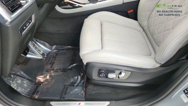 2026 BMW X7 xDrive40i AWD