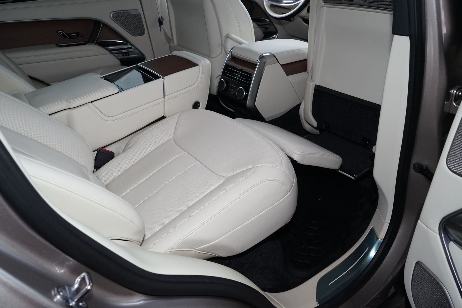 2023 Land Rover Range Rover Autobiography AWD