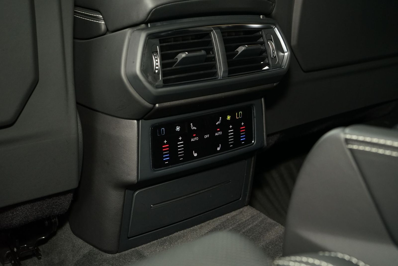 2020 Lamborghini Urus Base AWD