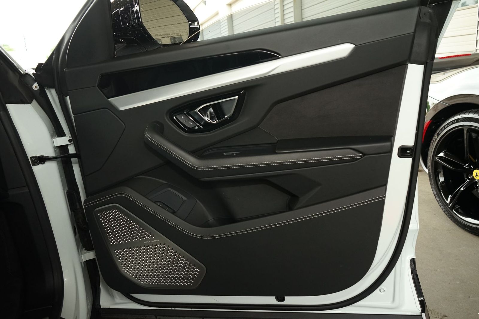 2020 Lamborghini Urus Base AWD