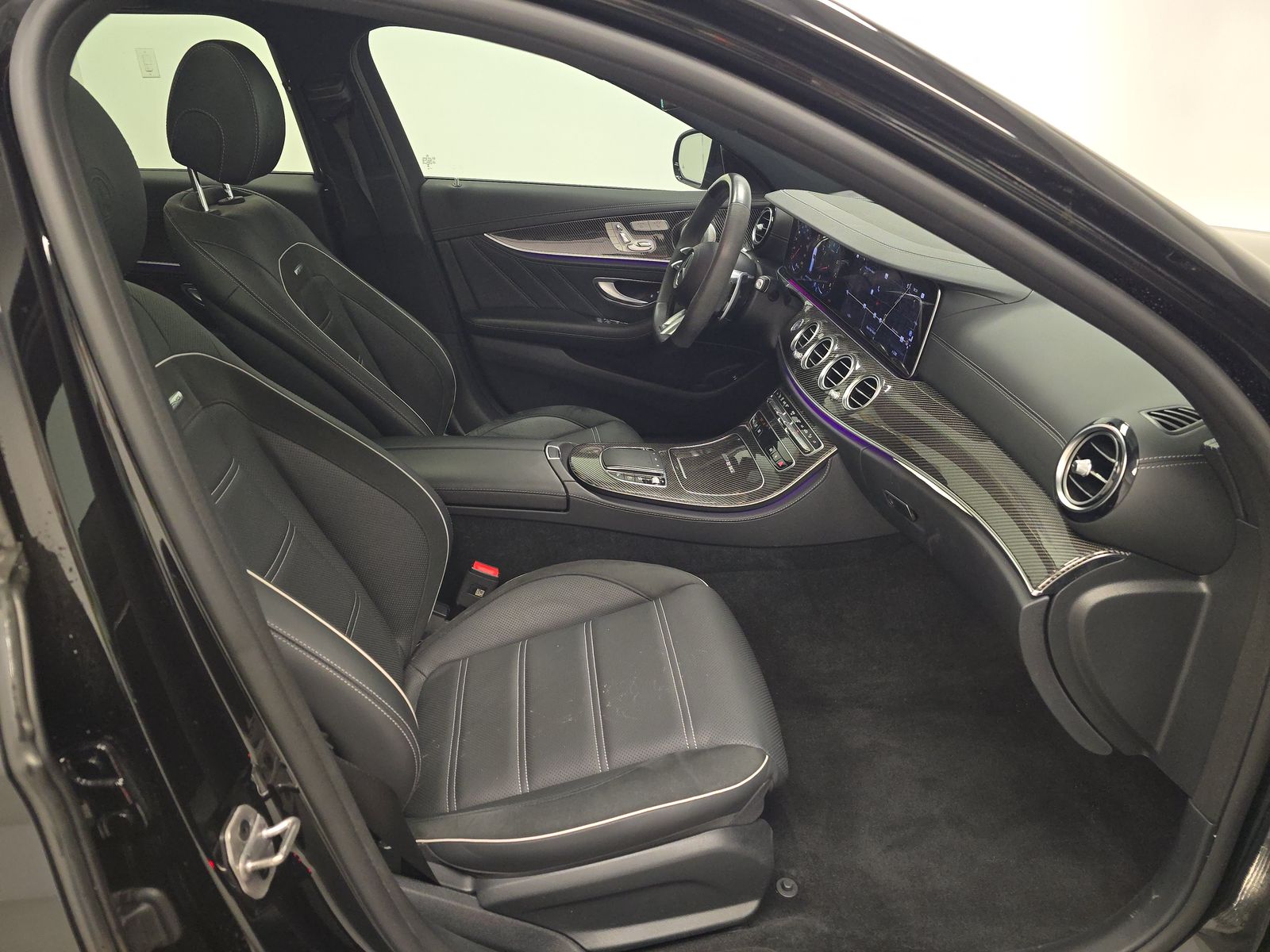 MERCEDES-BENZ E-CLASS - 9