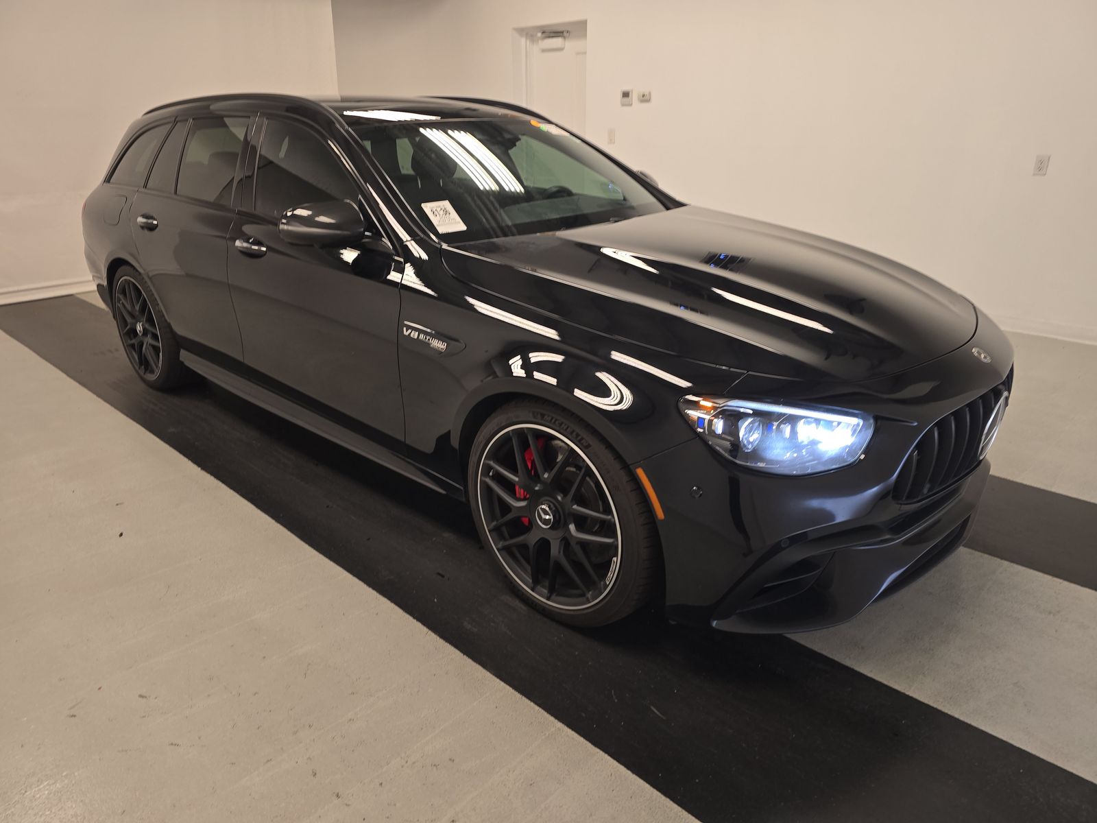 MERCEDES-BENZ E-CLASS - 4