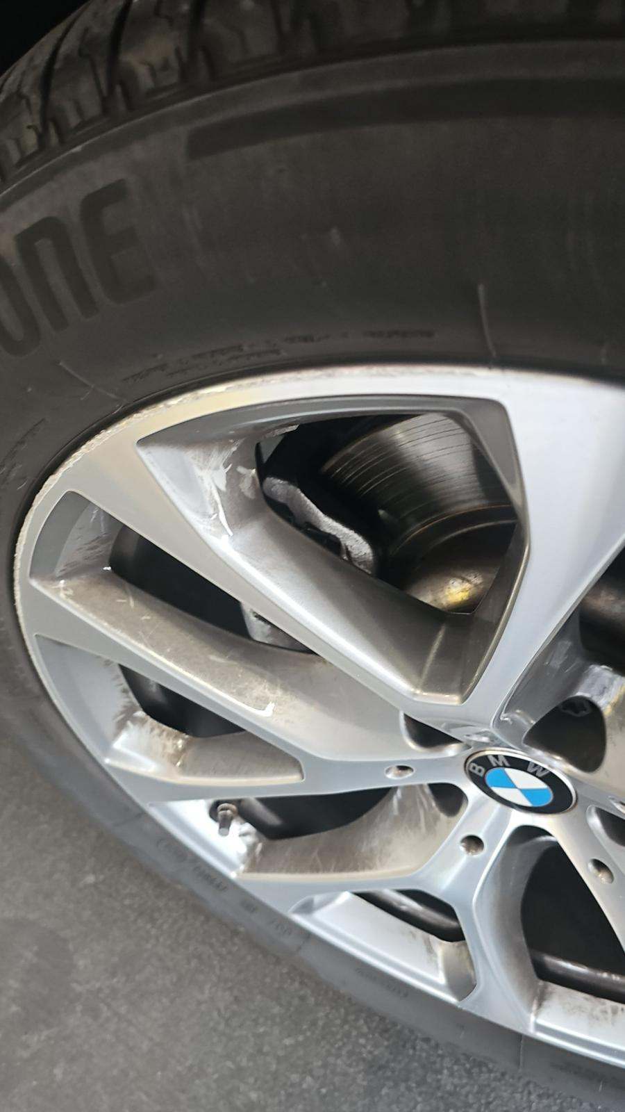 2025 BMW X5 xDrive40i AWD