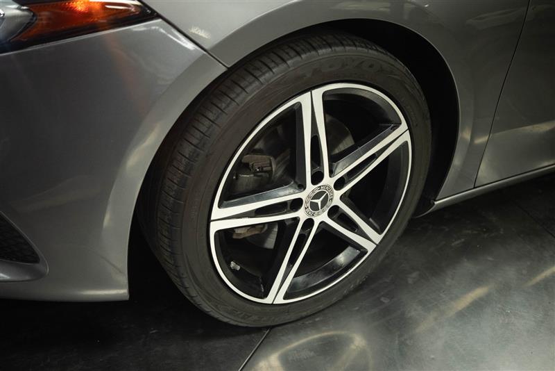 2019 Mercedes-Benz A-Class A 220 FWD