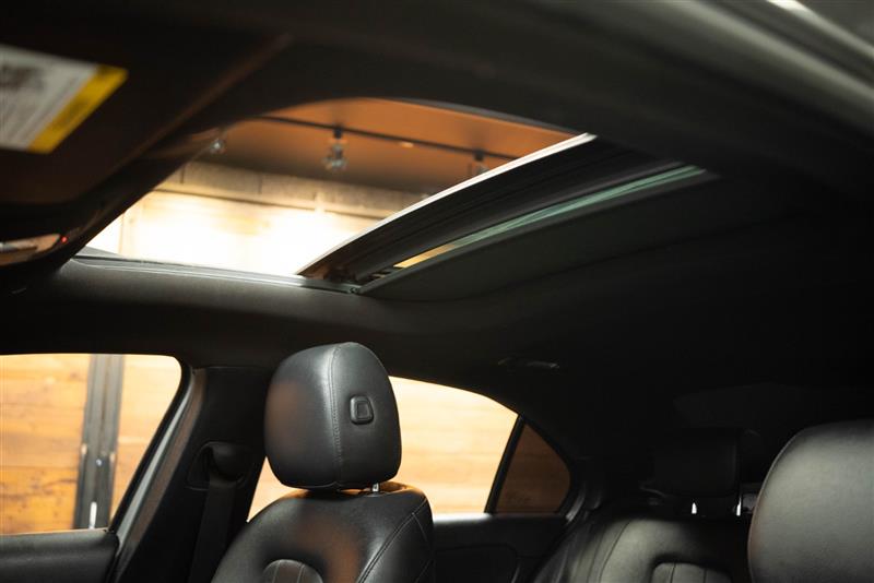 2019 Mercedes-Benz A-Class A 220 FWD