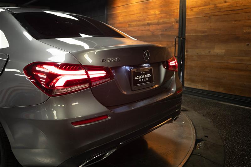 2019 Mercedes-Benz A-Class A 220 FWD