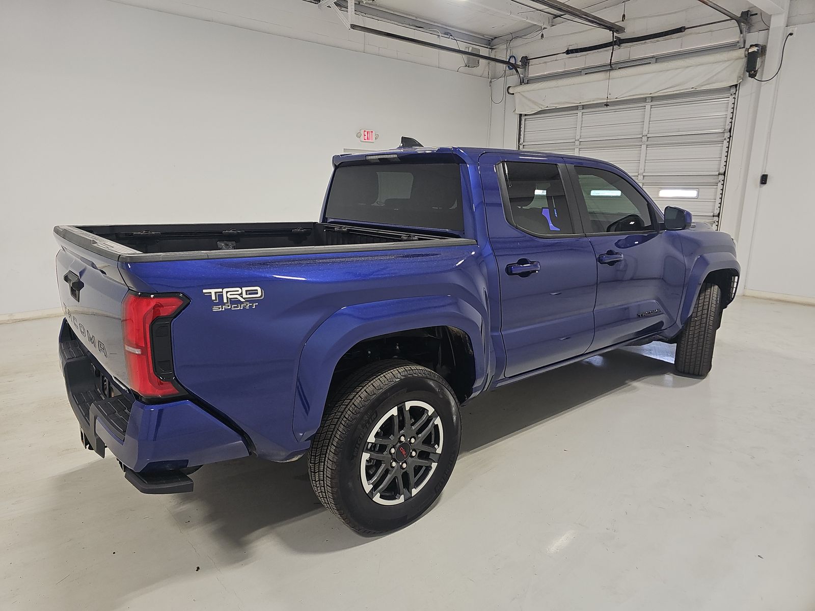 TOYOTA TACOMA - 5