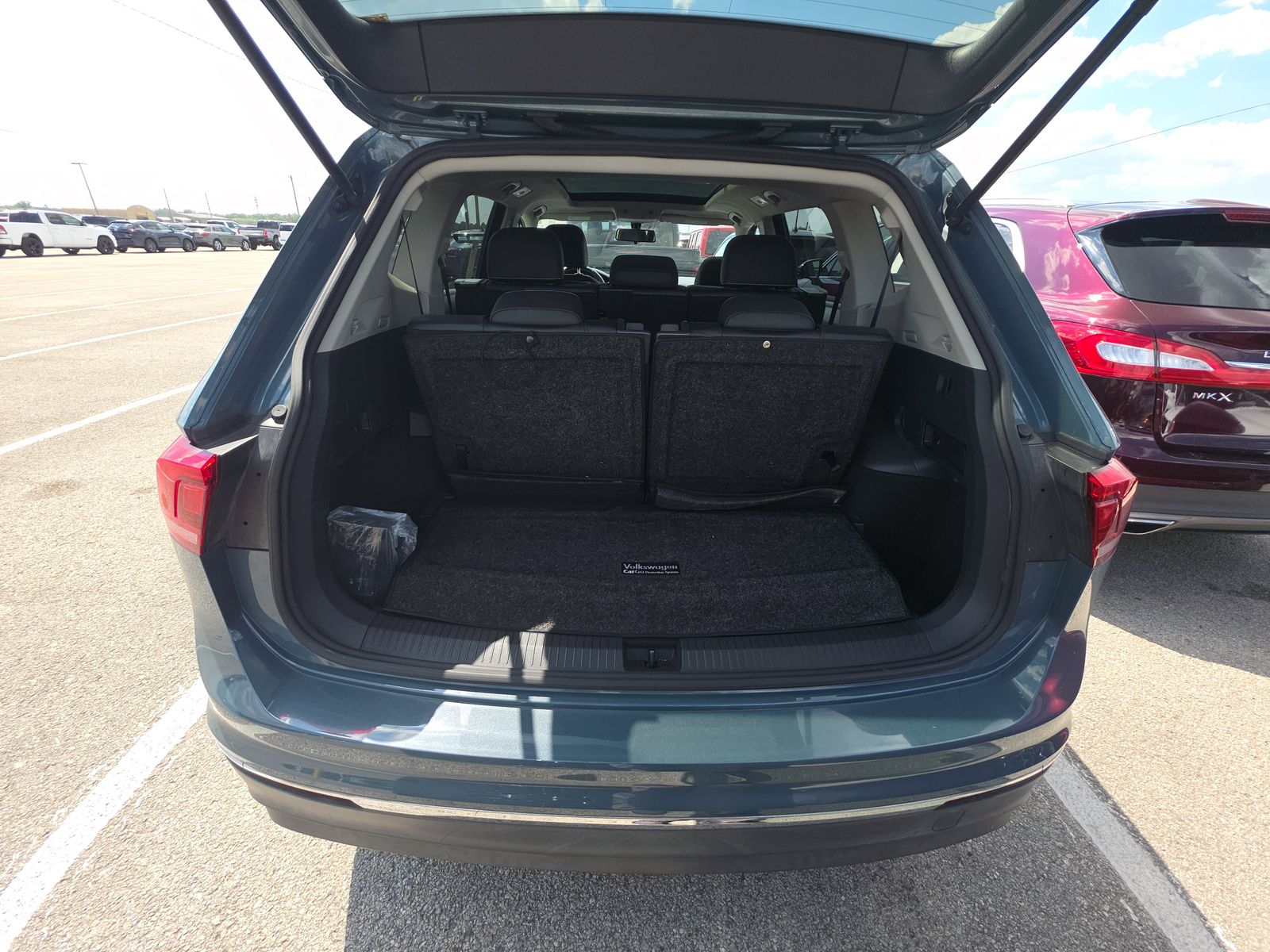 2021 Volkswagen Tiguan 2.0T SE FWD