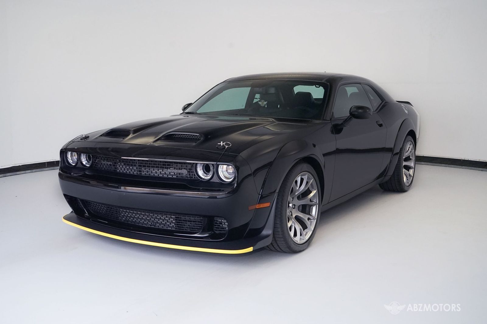 DODGE SRT HELLCAT BLACK GHOST - 3