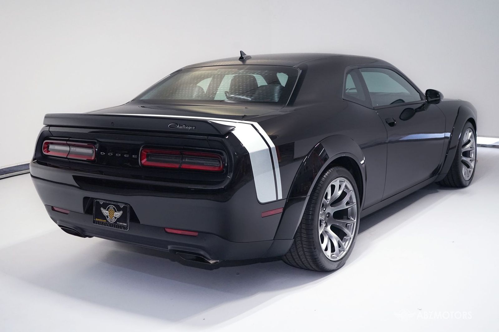 DODGE SRT HELLCAT BLACK GHOST - 7