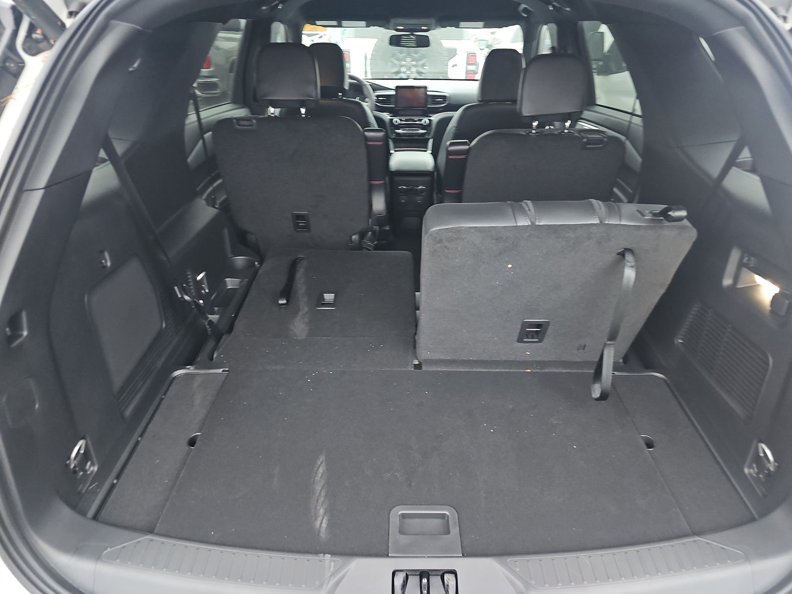 2024 Ford Explorer ST-Line AWD