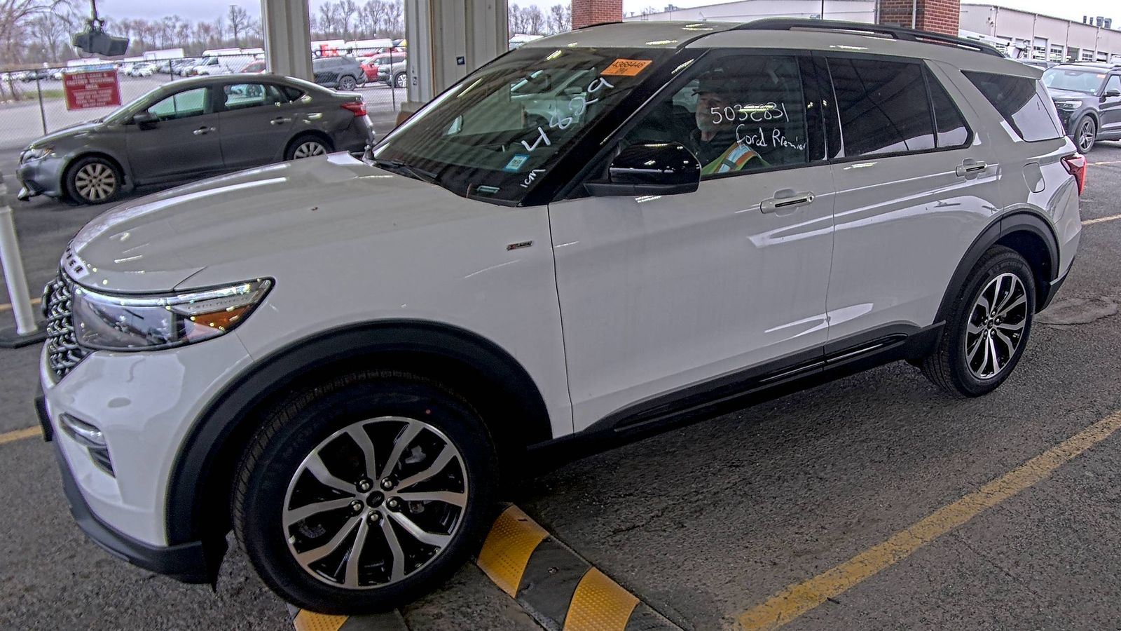 2024 Ford Explorer ST-Line AWD
