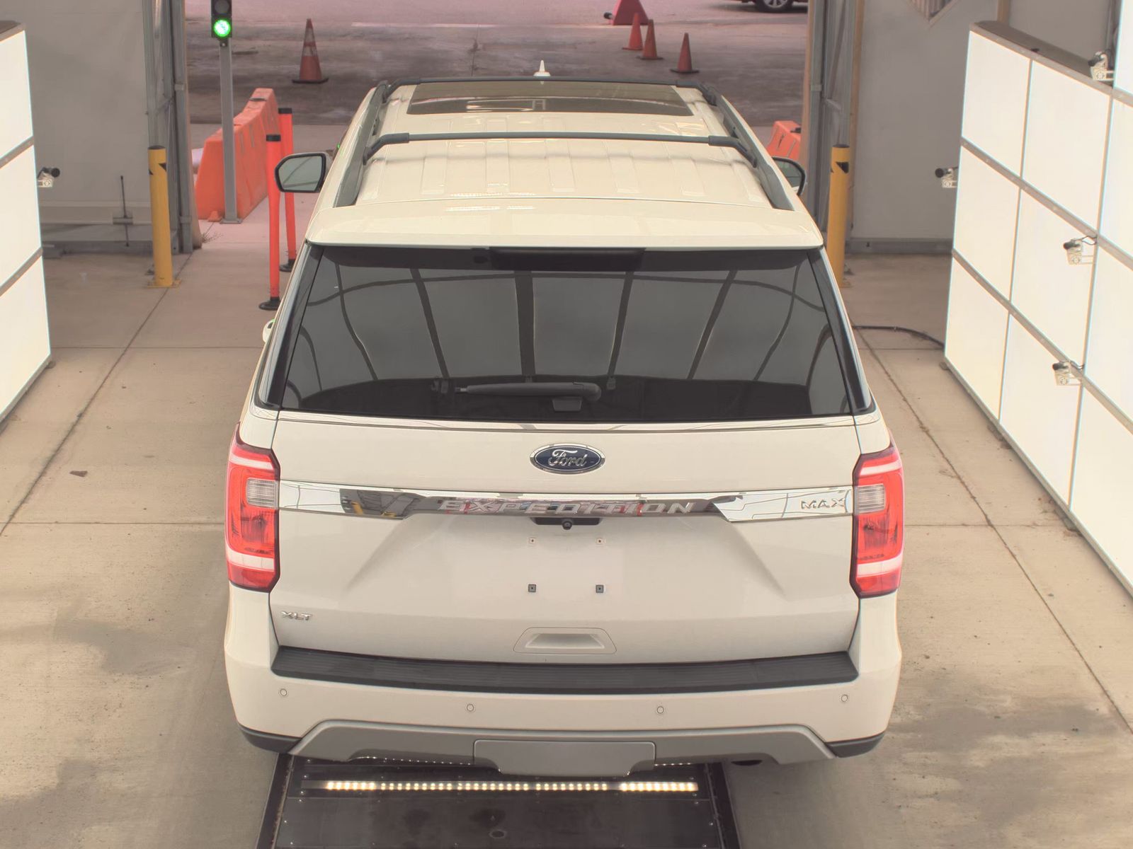 FORD EXPEDITION MAX - 7