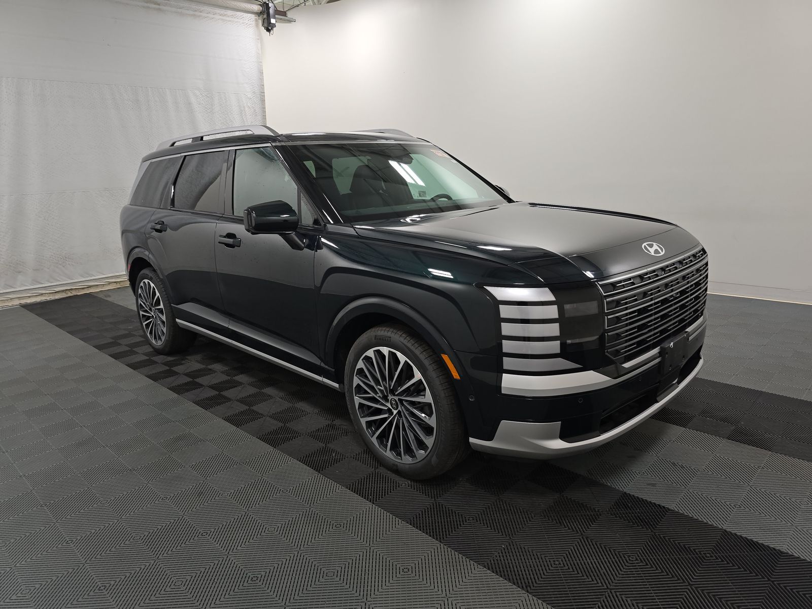 HYUNDAI CALLIGRAPH - 4