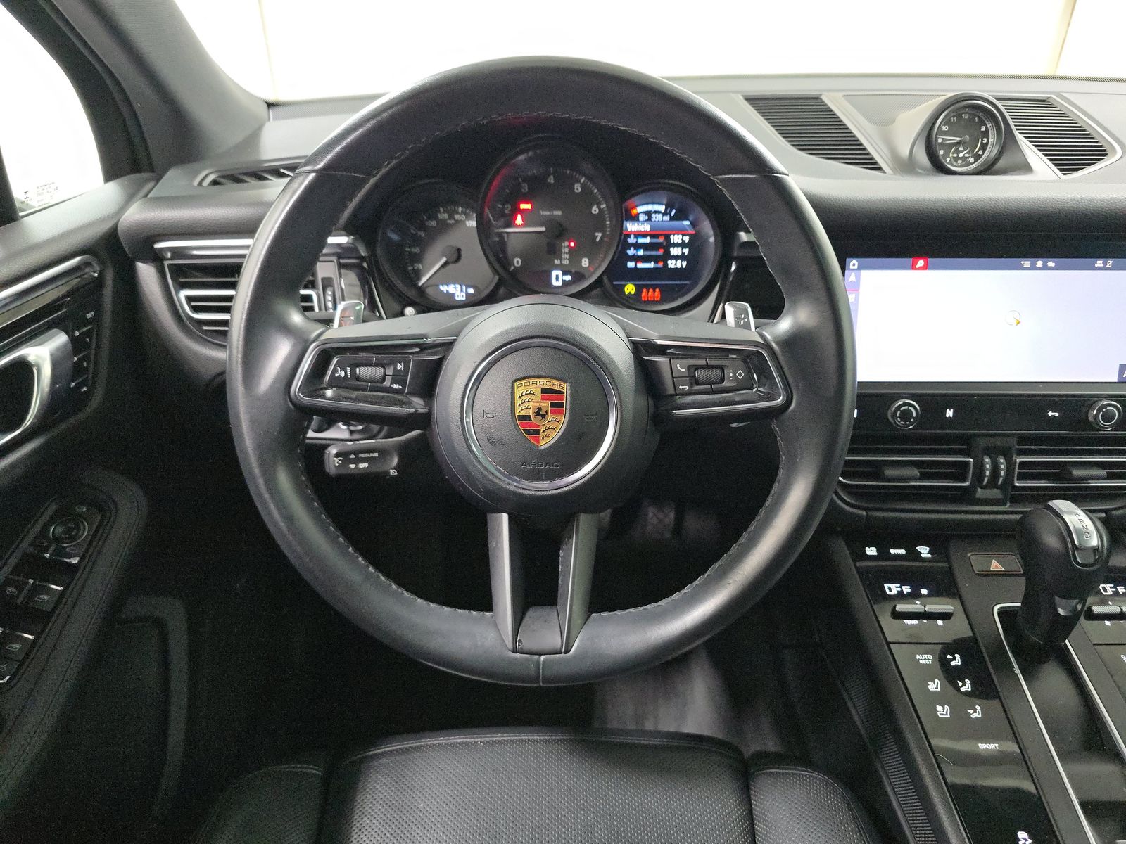 2022 Porsche Macan Base AWD