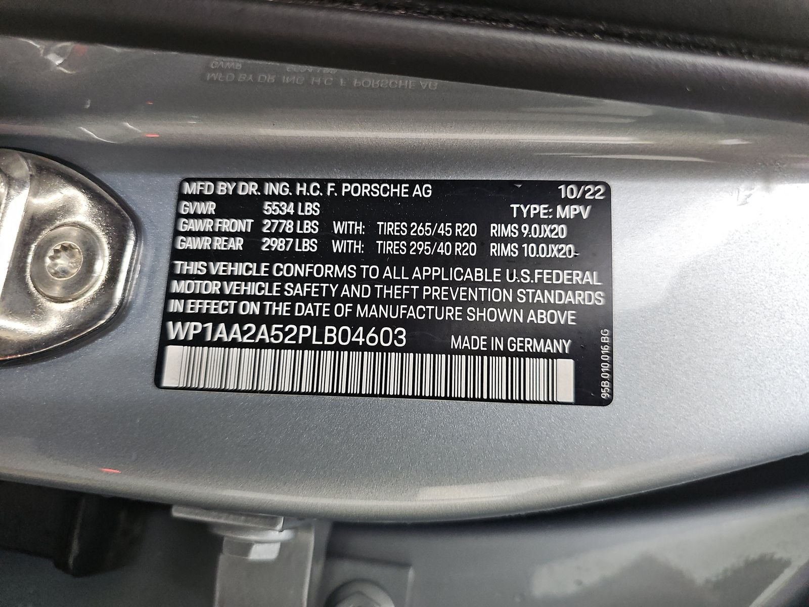 2023 Porsche Macan Base AWD