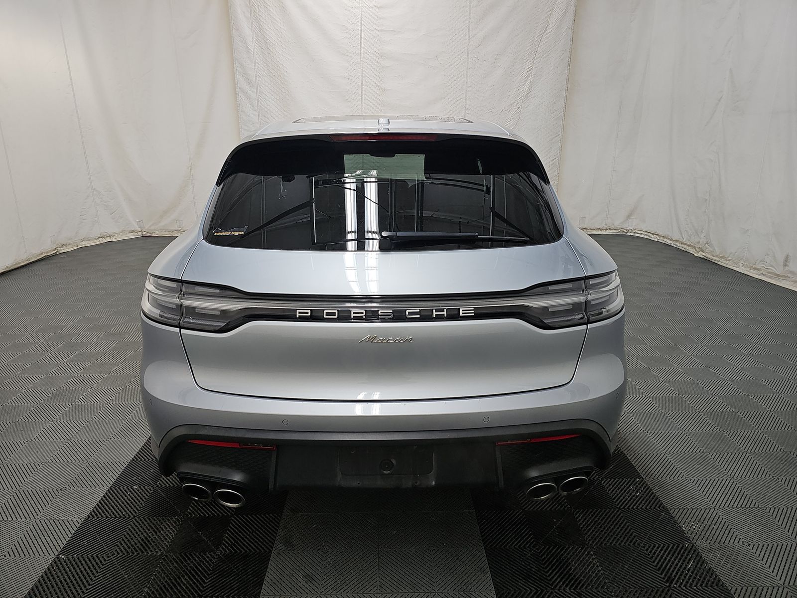 2023 Porsche Macan Base AWD