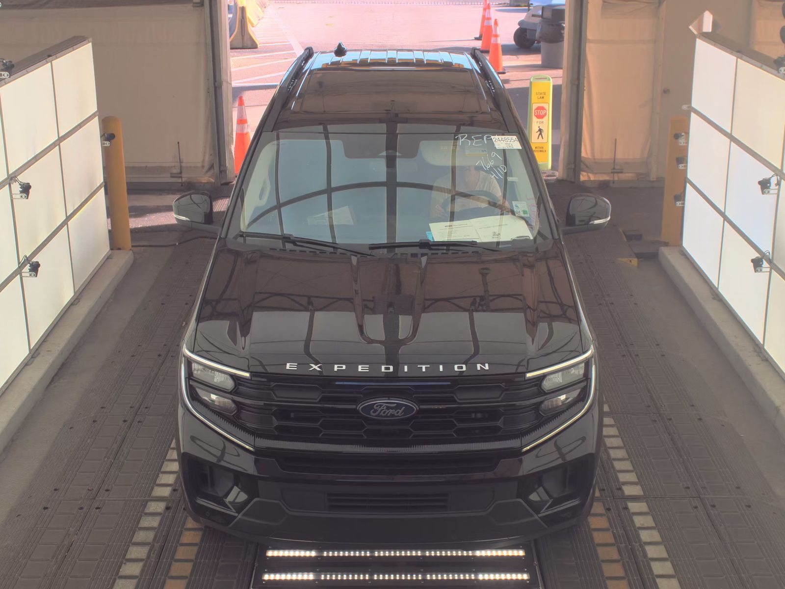 FORD EXPEDITION - 3