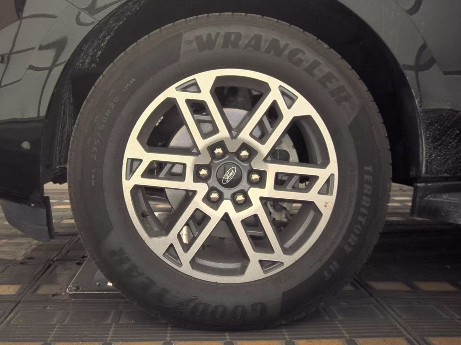 FORD EXPEDITION - 10