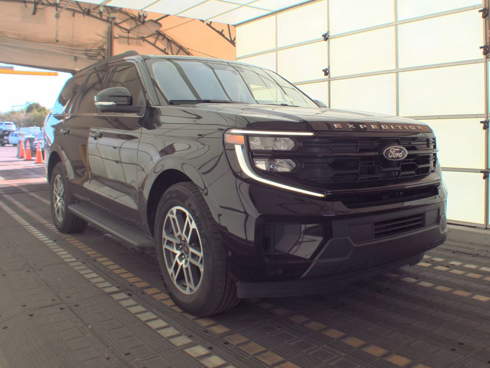FORD EXPEDITION - 5