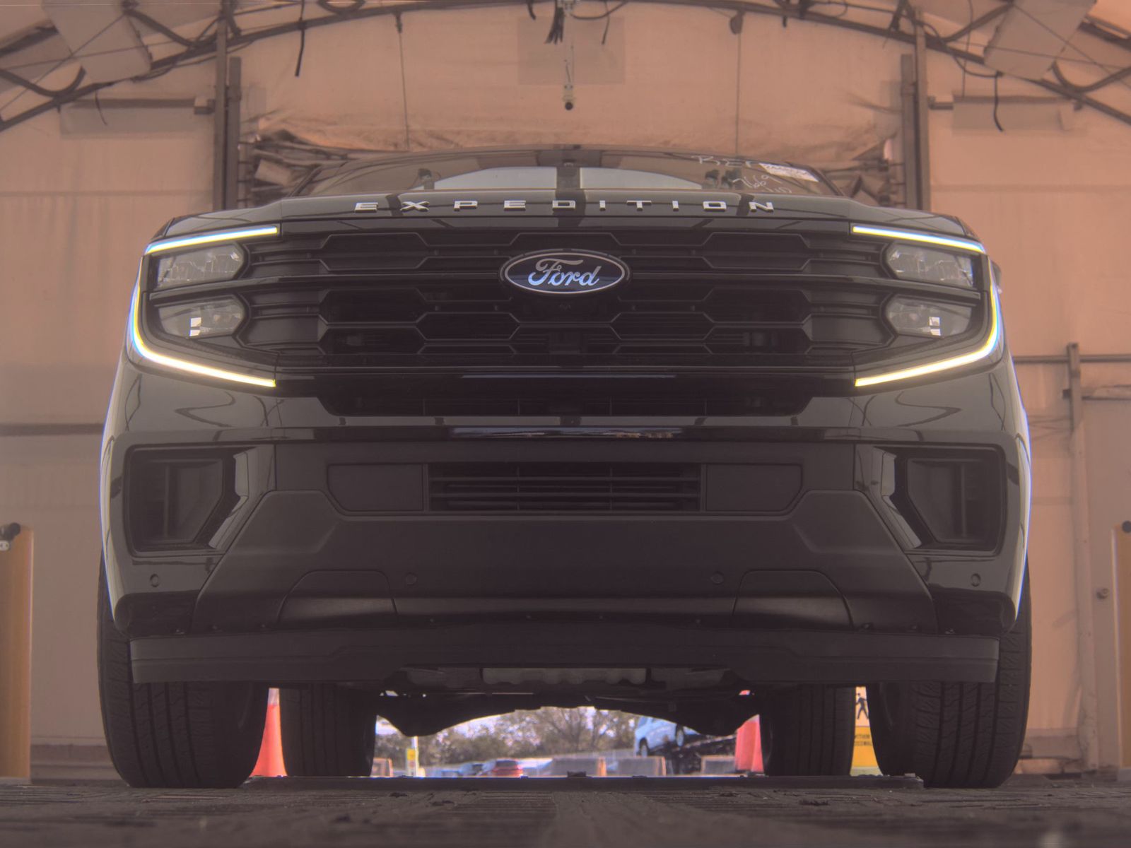 FORD EXPEDITION - 4