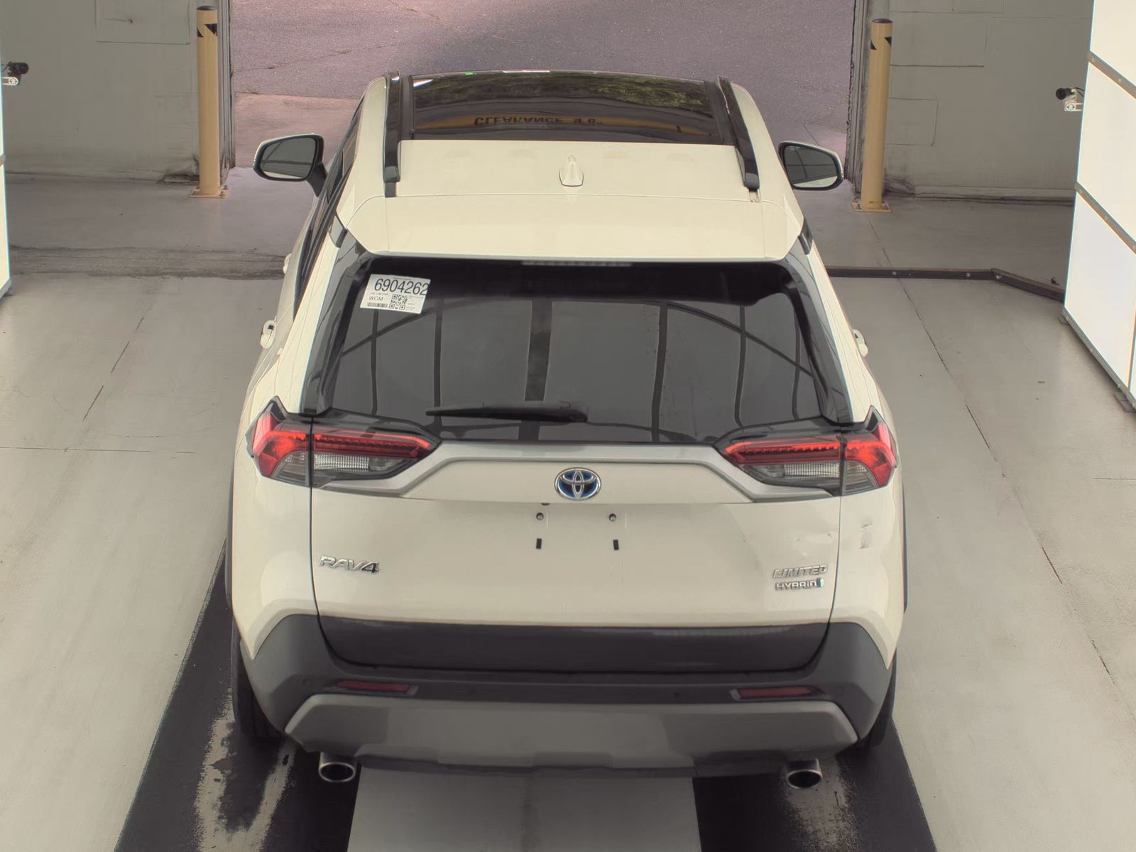 TOYOTA PRIUS - 7