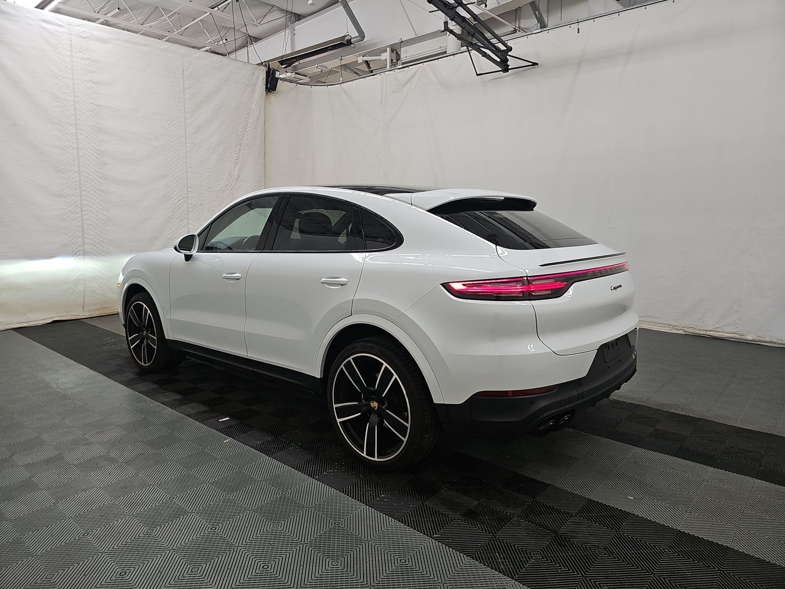 PORSCHE CAYENNE - 7