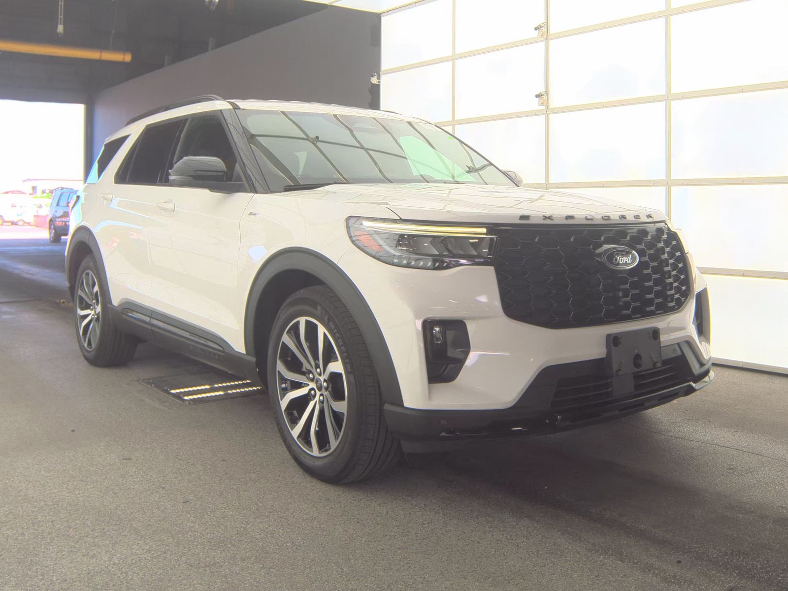 FORD EXPLORER - 5